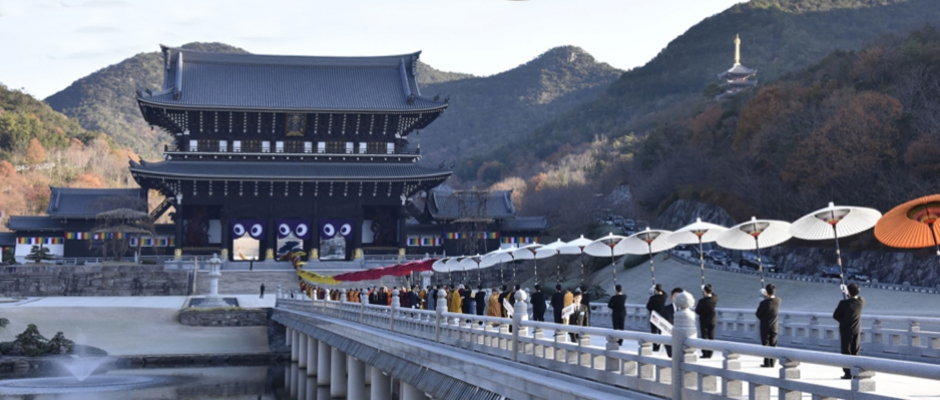 141208_8sf1032hr.jpg